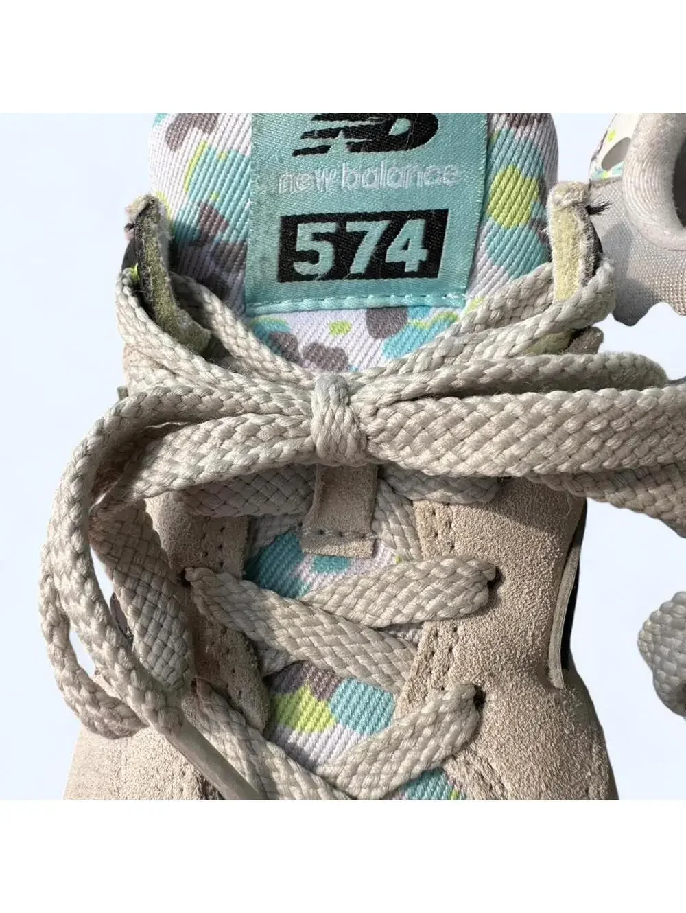 New Balance Women's Grey and Multi Trainer